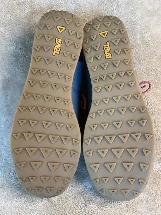 Teva Blue Canvas Wyldand Sneakers Patterned Laces Size 7.5 - Picture 2 of 6